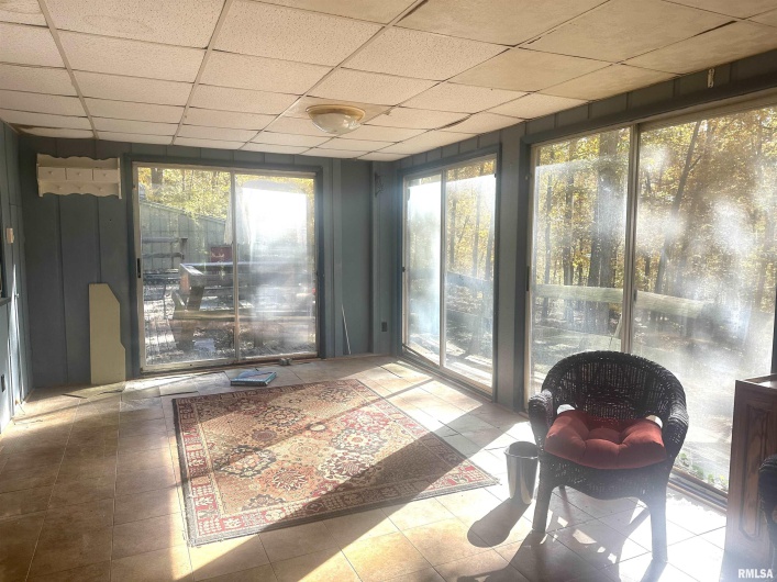 138 Worthen Road, Murphysboro, Illinois 62966, 3 Bedrooms Bedrooms, 0 ,2 BathroomsBathrooms,Residential,For Sale,Worthen,0,RMAEB460379