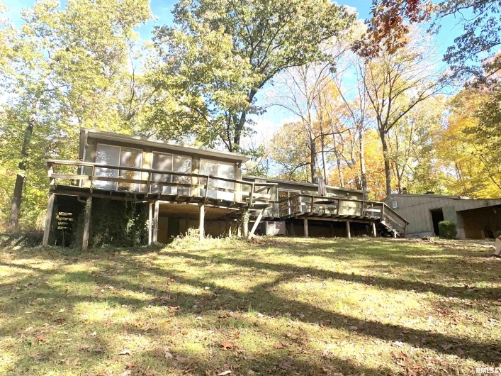 138 Worthen Road, Murphysboro, Illinois 62966, 3 Bedrooms Bedrooms, 0 ,2 BathroomsBathrooms,Residential,For Sale,Worthen,0,RMAEB460379