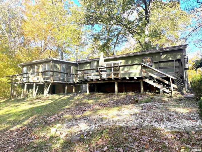 138 Worthen Road, Murphysboro, Illinois 62966, 3 Bedrooms Bedrooms, 0 ,2 BathroomsBathrooms,Residential,For Sale,Worthen,0,RMAEB460379