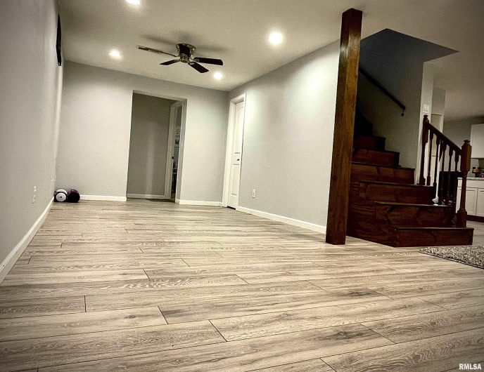 112 HILLCREST Drive, Goreville, Illinois 62939, 4 Bedrooms Bedrooms, 0 ,3 BathroomsBathrooms,Residential,For Sale,HILLCREST,0,RMAQC4269113