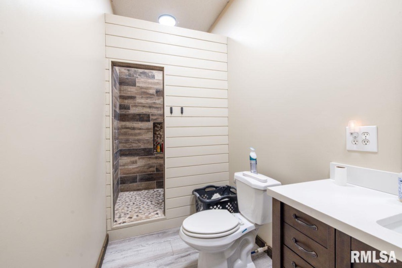 1501 DUNCAN Road, Carrier Mills, Illinois 62917, 4 Bedrooms Bedrooms, 0 ,0,Land,For Sale,DUNCAN,0,RMACA1036716