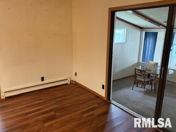 84 New Thompson Lake Road, Carbondale, Illinois 62901, 2 Bedrooms Bedrooms, 0 ,2 BathroomsBathrooms,Residential,For Sale,New Thompson Lake,0,RMAEB460161