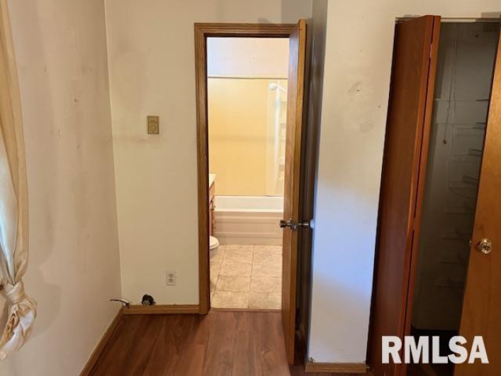 84 New Thompson Lake Road, Carbondale, Illinois 62901, 2 Bedrooms Bedrooms, 0 ,2 BathroomsBathrooms,Residential,For Sale,New Thompson Lake,0,RMAEB460161