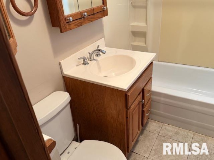 84 New Thompson Lake Road, Carbondale, Illinois 62901, 2 Bedrooms Bedrooms, 0 ,2 BathroomsBathrooms,Residential,For Sale,New Thompson Lake,0,RMAEB460161