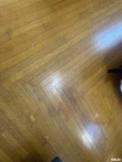 2125 DEWEY Street, Murphysboro, Illinois 62966, 3 Bedrooms Bedrooms, 0 ,1 BathroomBathrooms,Residential,For Sale,DEWEY,0,RMAEB460390