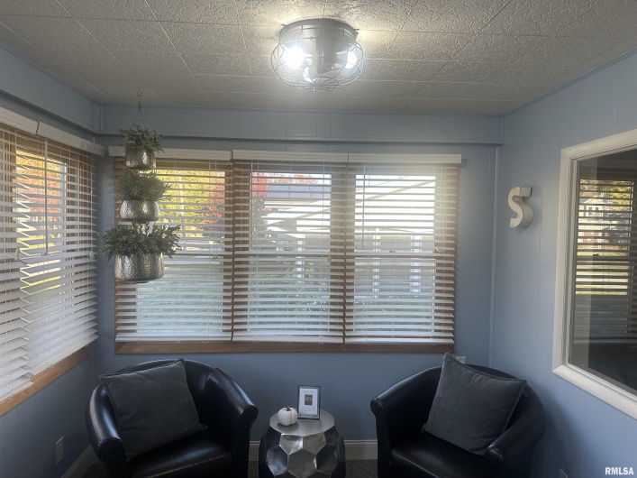 2125 DEWEY Street, Murphysboro, Illinois 62966, 3 Bedrooms Bedrooms, 0 ,1 BathroomBathrooms,Residential,For Sale,DEWEY,0,RMAEB460390