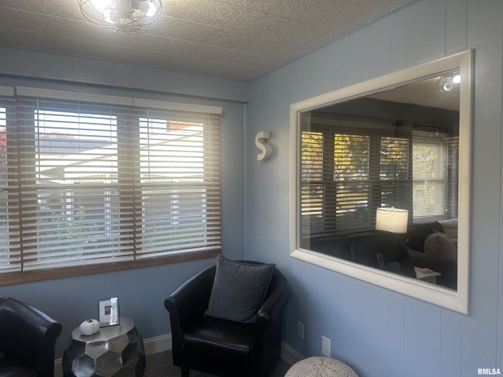 2125 DEWEY Street, Murphysboro, Illinois 62966, 3 Bedrooms Bedrooms, 0 ,1 BathroomBathrooms,Residential,For Sale,DEWEY,0,RMAEB460390