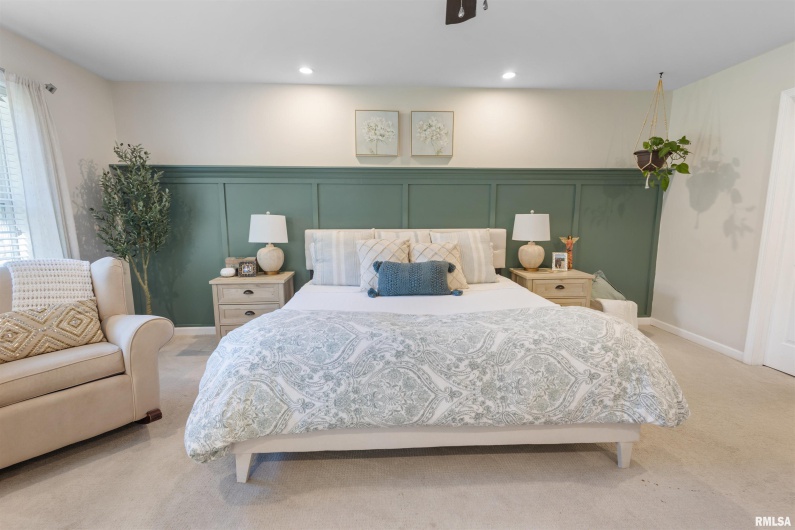 524 MAIN Street, Jonesboro, Illinois 62952, 5 Bedrooms Bedrooms, 0 ,2 BathroomsBathrooms,Residential,For Sale,MAIN,0,RMAEB460392