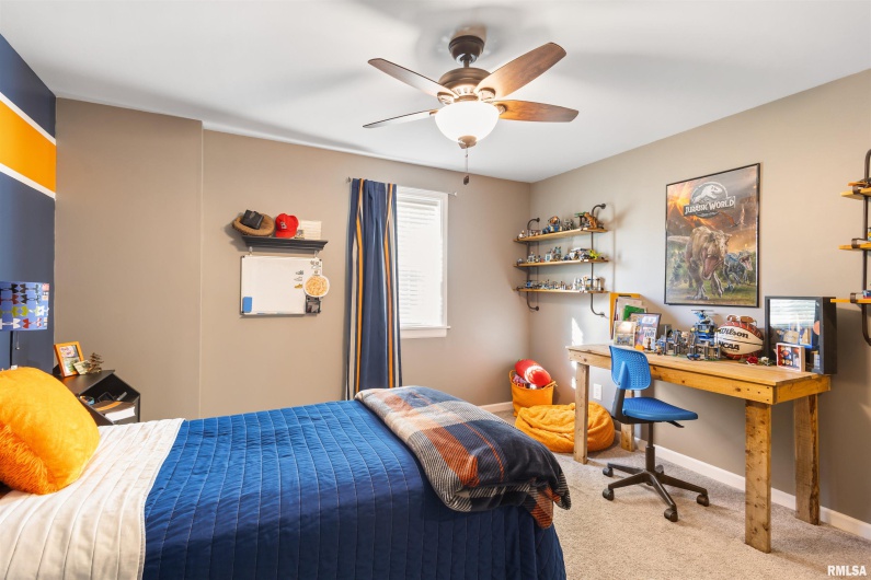 524 MAIN Street, Jonesboro, Illinois 62952, 5 Bedrooms Bedrooms, 0 ,2 BathroomsBathrooms,Residential,For Sale,MAIN,0,RMAEB460392