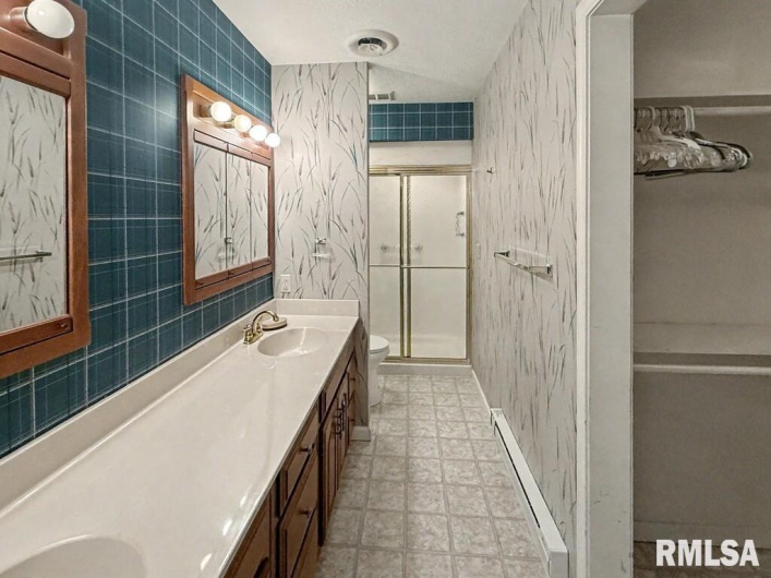 508 FOREST Drive, Herrin, Illinois 62948, 3 Bedrooms Bedrooms, 0 ,2 BathroomsBathrooms,Residential,For Sale,FOREST,0,RMAQC4268591