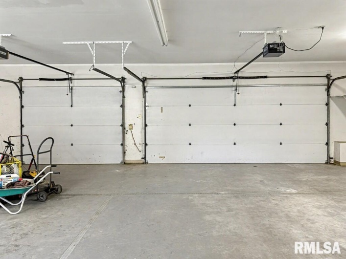 508 FOREST Drive, Herrin, Illinois 62948, 3 Bedrooms Bedrooms, 0 ,2 BathroomsBathrooms,Residential,For Sale,FOREST,0,RMAQC4268591