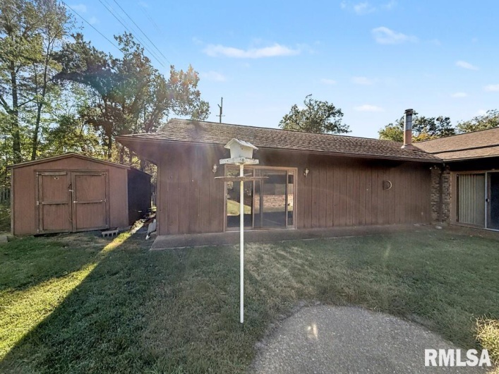 508 FOREST Drive, Herrin, Illinois 62948, 3 Bedrooms Bedrooms, 0 ,2 BathroomsBathrooms,Residential,For Sale,FOREST,0,RMAQC4268591