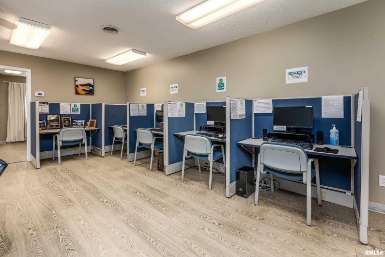 712 Carbon Street, Marion, Illinois 62959, 0 , 0 ,0,Commercial Sale,For Sale,Carbon,0,RMAQC4269170