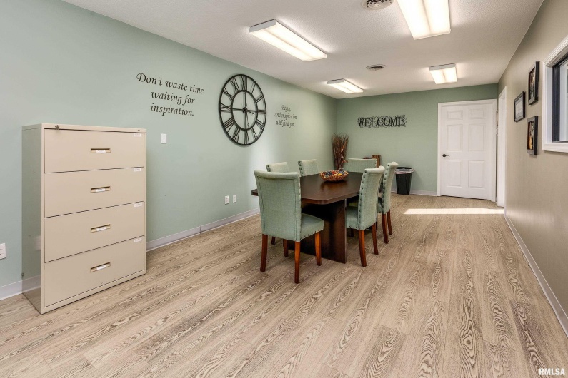 712 Carbon Street, Marion, Illinois 62959, 0 , 0 ,0,Commercial Sale,For Sale,Carbon,0,RMAQC4269170