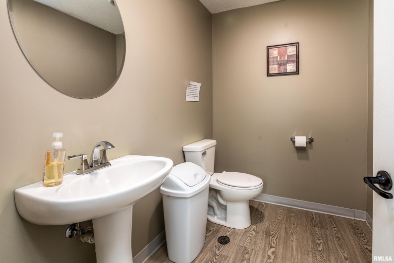 712 Carbon Street, Marion, Illinois 62959, 0 , 0 ,0,Commercial Sale,For Sale,Carbon,0,RMAQC4269170