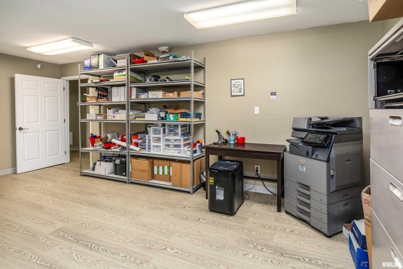 712 Carbon Street, Marion, Illinois 62959, 0 , 0 ,0,Commercial Sale,For Sale,Carbon,0,RMAQC4269170