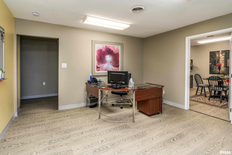 712 Carbon Street, Marion, Illinois 62959, 0 , 0 ,0,Commercial Sale,For Sale,Carbon,0,RMAQC4269170