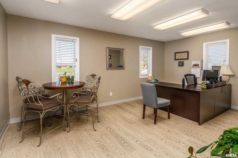 712 Carbon Street, Marion, Illinois 62959, 0 , 0 ,0,Commercial Sale,For Sale,Carbon,0,RMAQC4269170