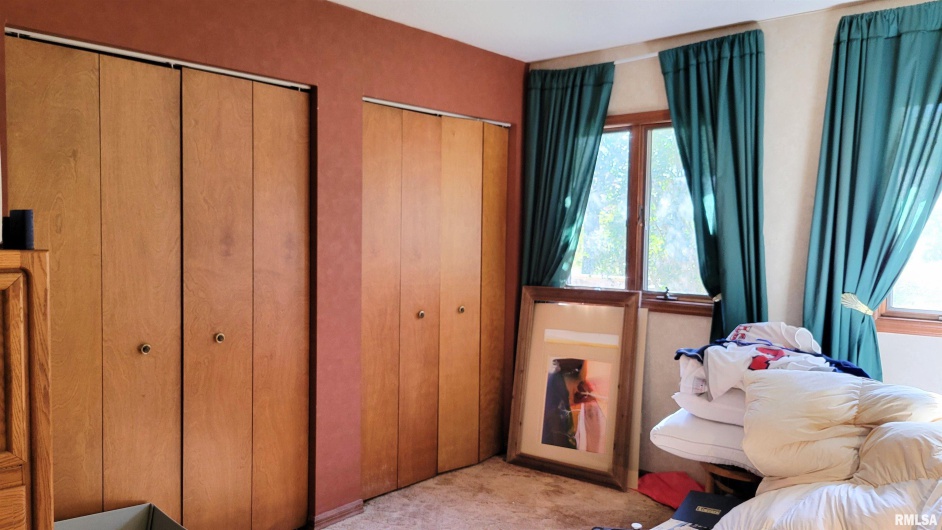 3898 COUNTRY CLUB Road, Carbondale, Illinois 62901, 3 Bedrooms Bedrooms, 0 ,3 BathroomsBathrooms,Residential,For Sale,COUNTRY CLUB,0,RMAEB460400