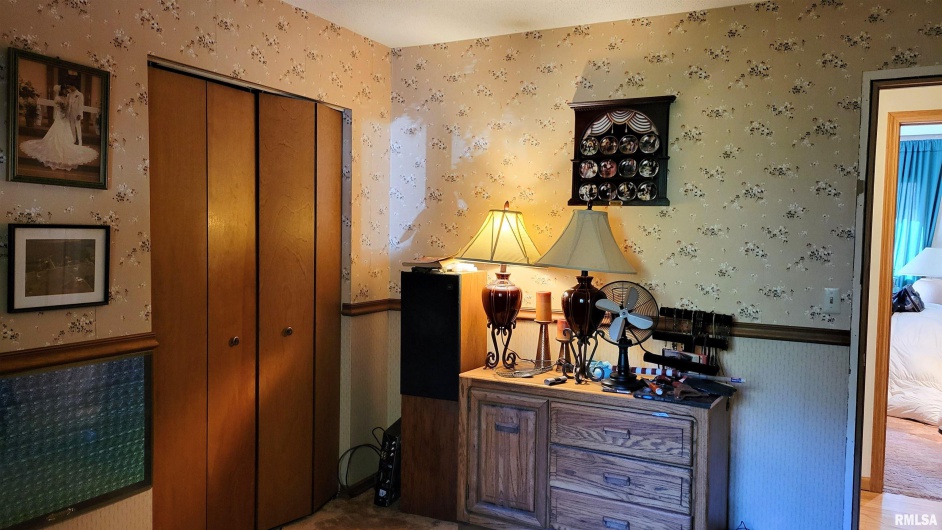 3898 COUNTRY CLUB Road, Carbondale, Illinois 62901, 3 Bedrooms Bedrooms, 0 ,3 BathroomsBathrooms,Residential,For Sale,COUNTRY CLUB,0,RMAEB460400