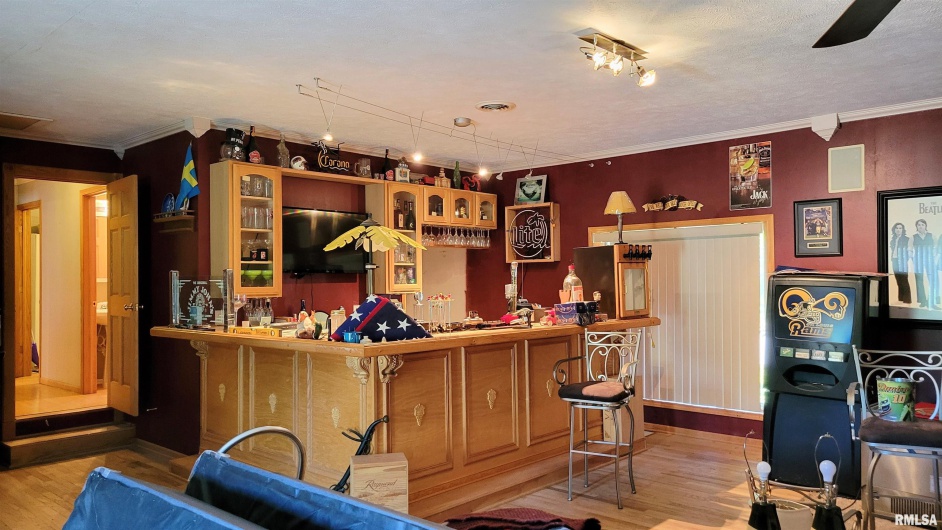 3898 COUNTRY CLUB Road, Carbondale, Illinois 62901, 3 Bedrooms Bedrooms, 0 ,3 BathroomsBathrooms,Residential,For Sale,COUNTRY CLUB,0,RMAEB460400