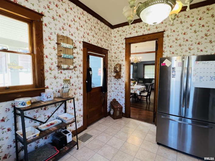 734 MCKINLEY Street, Harrisburg, Illinois 62946, 3 Bedrooms Bedrooms, 0 ,2 BathroomsBathrooms,Residential,For Sale,MCKINLEY,0,RMAEB460414