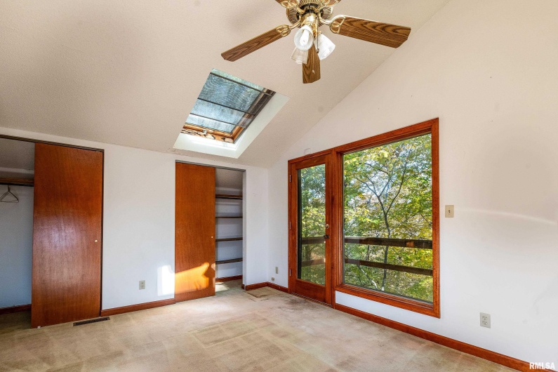 4648 Highway 127, Carbondale, Illinois 62903, 3 Bedrooms Bedrooms, 0 ,2 BathroomsBathrooms,Residential,For Sale,Highway 127,0,RMAEB460416