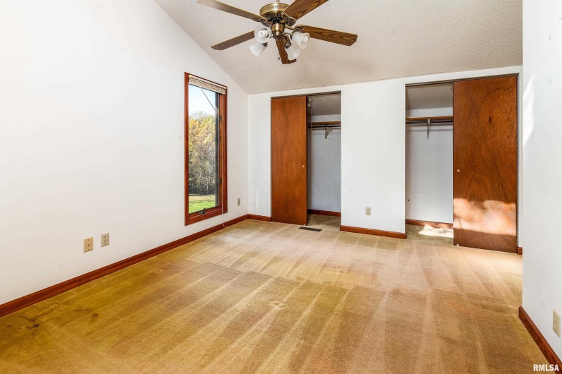 4648 Highway 127, Carbondale, Illinois 62903, 3 Bedrooms Bedrooms, 0 ,2 BathroomsBathrooms,Residential,For Sale,Highway 127,0,RMAEB460416