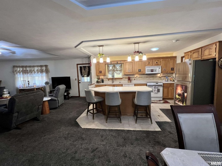 2372 LOGAN Street A Court, Murphysboro, Illinois 62966, 4 Bedrooms Bedrooms, 0 ,3 BathroomsBathrooms,Residential,For Sale,LOGAN,0,RMAEB460420