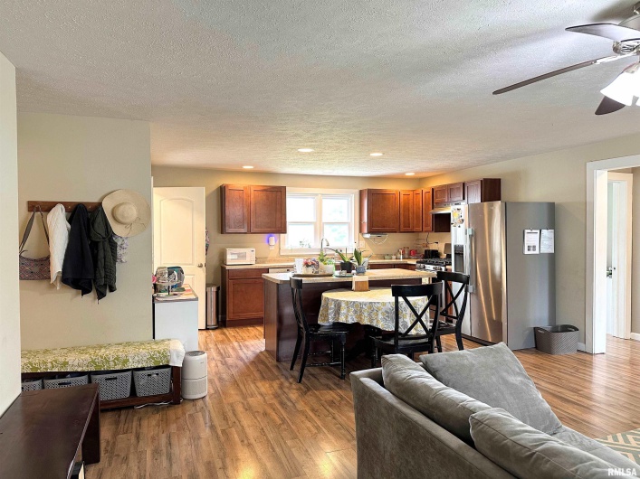 501 CEDAR CREEK Road, Makanda, Illinois 62958, 4 Bedrooms Bedrooms, 0 ,1 BathroomBathrooms,Residential,For Sale,CEDAR CREEK,0,RMAEB458723