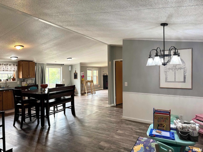 65 Payne Drive, Goreville, Illinois 62939, 4 Bedrooms Bedrooms, 0 ,3 BathroomsBathrooms,Residential,For Sale,Payne,0,RMAEB459963