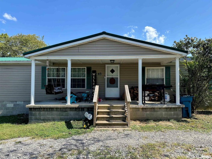 65 Payne Drive, Goreville, Illinois 62939, 4 Bedrooms Bedrooms, 0 ,3 BathroomsBathrooms,Residential,For Sale,Payne,0,RMAEB459963