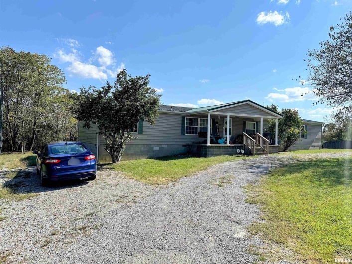 65 Payne Drive, Goreville, Illinois 62939, 4 Bedrooms Bedrooms, 0 ,3 BathroomsBathrooms,Residential,For Sale,Payne,0,RMAEB459963