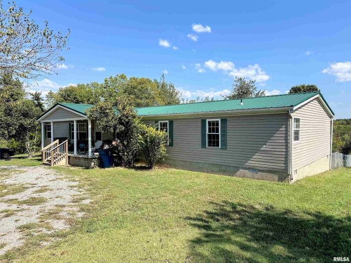 65 Payne Drive, Goreville, Illinois 62939, 4 Bedrooms Bedrooms, 0 ,3 BathroomsBathrooms,Residential,For Sale,Payne,0,RMAEB459963