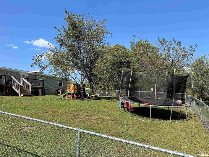 65 Payne Drive, Goreville, Illinois 62939, 4 Bedrooms Bedrooms, 0 ,3 BathroomsBathrooms,Residential,For Sale,Payne,0,RMAEB459963