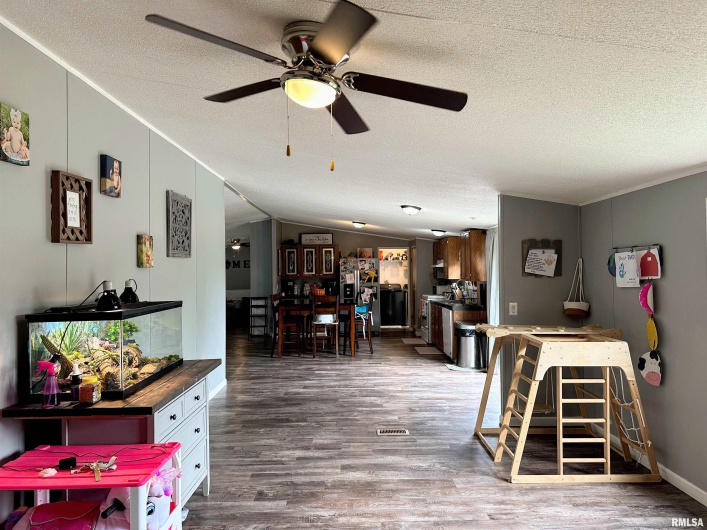 65 Payne Drive, Goreville, Illinois 62939, 4 Bedrooms Bedrooms, 0 ,3 BathroomsBathrooms,Residential,For Sale,Payne,0,RMAEB459963