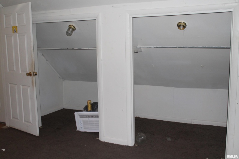 502 Freeman Street, Carbondale, Illinois 62901, 0 , 0 ,0,Residential Income,For Sale,Freeman,0,RMAEB460431