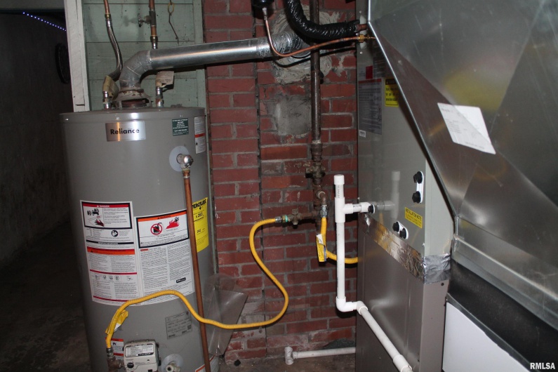 502 Freeman Street, Carbondale, Illinois 62901, 0 , 0 ,0,Residential Income,For Sale,Freeman,0,RMAEB460431