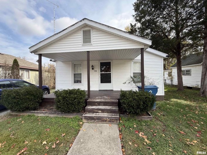 116 WILSON Street, Hurst, Illinois 62949, 2 Bedrooms Bedrooms, 0 ,1 BathroomBathrooms,Residential,For Sale,WILSON,0,RMAEB460430
