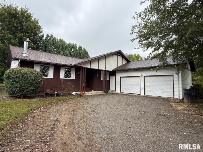 11730 KEVIN Lane, Carterville, Illinois 62918, 3 Bedrooms Bedrooms, 0 ,2 BathroomsBathrooms,Residential,For Sale,KEVIN,0,RMAQC4269267