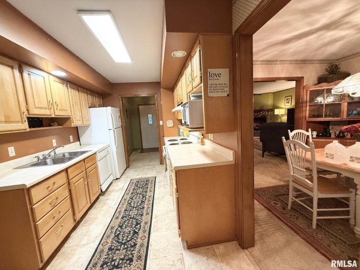 11730 KEVIN Lane, Carterville, Illinois 62918, 3 Bedrooms Bedrooms, 0 ,2 BathroomsBathrooms,Residential,For Sale,KEVIN,0,RMAQC4269267