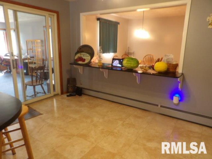 736 MILL Street, Carrier Mills, Illinois 62917, 3 Bedrooms Bedrooms, 0 ,4 BathroomsBathrooms,Residential,For Sale,MILL,0,RMAEB459487