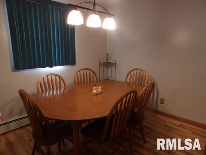 736 MILL Street, Carrier Mills, Illinois 62917, 3 Bedrooms Bedrooms, 0 ,4 BathroomsBathrooms,Residential,For Sale,MILL,0,RMAEB459487