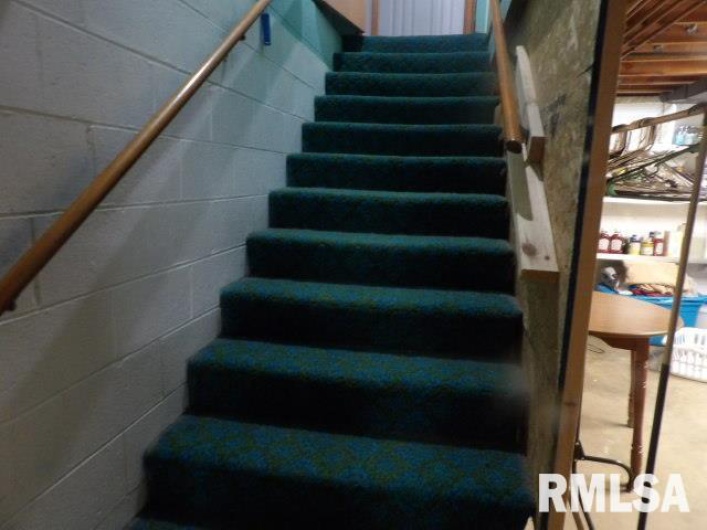 736 MILL Street, Carrier Mills, Illinois 62917, 3 Bedrooms Bedrooms, 0 ,4 BathroomsBathrooms,Residential,For Sale,MILL,0,RMAEB459487