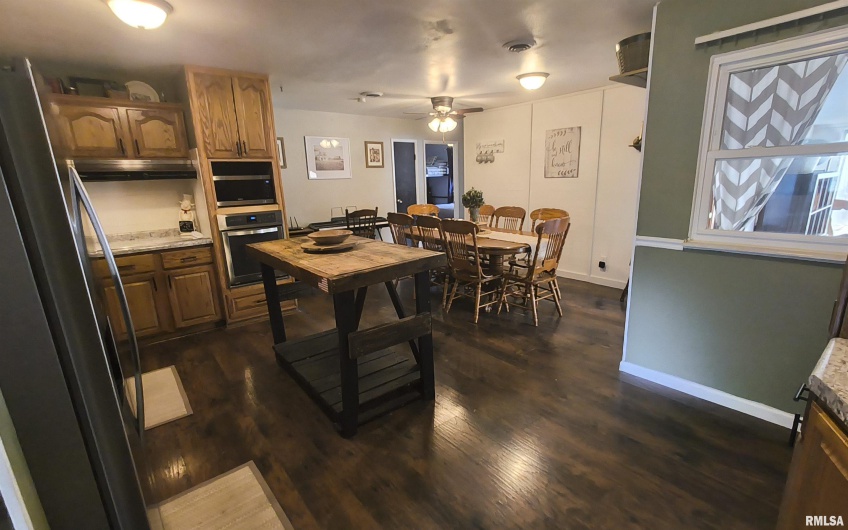 3204 HAWTHORNE Court, Marion, Illinois 62959, 4 Bedrooms Bedrooms, 0 ,2 BathroomsBathrooms,Residential,For Sale,HAWTHORNE,0,RMAQC4267588