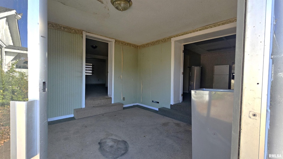 200 12TH Street, Johnston City, Illinois 62951, 0 , 0 ,0,Residential Income,For Sale,12TH,0,RMAEB460436