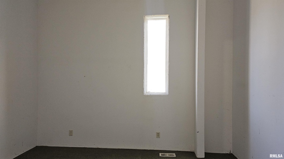 200 12TH Street, Johnston City, Illinois 62951, 0 , 0 ,0,Residential Income,For Sale,12TH,0,RMAEB460436