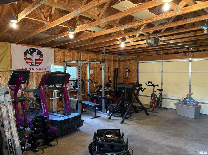 2119 Rains Street, Murphysboro, Illinois 62966, 3 Bedrooms Bedrooms, 0 ,1 BathroomBathrooms,Residential,For Sale,Rains,0,RMAEB458786