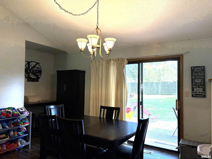 2119 Rains Street, Murphysboro, Illinois 62966, 3 Bedrooms Bedrooms, 0 ,1 BathroomBathrooms,Residential,For Sale,Rains,0,RMAEB458786