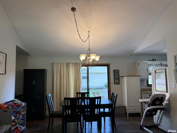 2119 Rains Street, Murphysboro, Illinois 62966, 3 Bedrooms Bedrooms, 0 ,1 BathroomBathrooms,Residential,For Sale,Rains,0,RMAEB458786